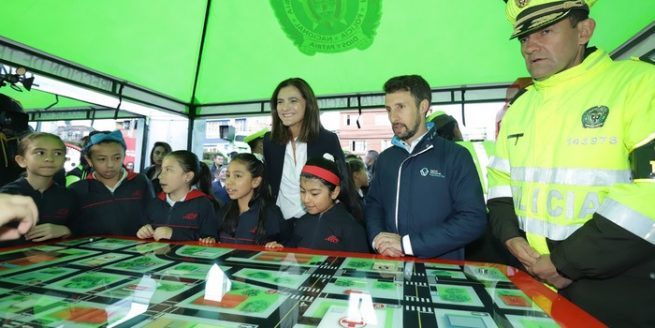 Gobierno adelanta campaña para controlar velocidad en entornos escolares y reducir siniestralidad vial en menores de edad
