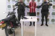 Capturado hombre que en compañía de dos menores de edad portaba dos armas de fuego