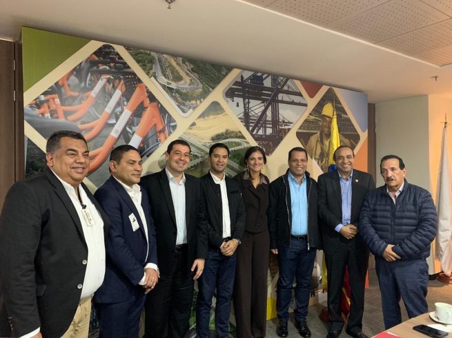 Grandes inversiones para Cesar deja reunión entre el gobernador Monsalvo y MinTransporte
