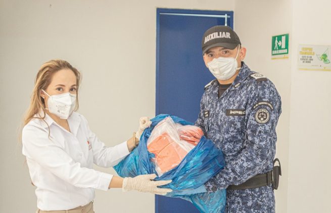 Comfacesar entrega tapabocas a entidades con mayor riesgo de contagio por covid-19