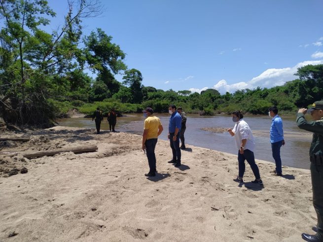 Transitoriamente suspenden extracción de material de arrastre en la margen izquierda del río Cesar en el corregimiento de Guacochito
