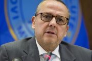 Latinoamérica, epicentro de la pandemia, afronta un mes crucial para frenarla