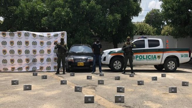 Detenido con 20 kilos de cocaína en las puertas de un vehículo en el sur del Cesar