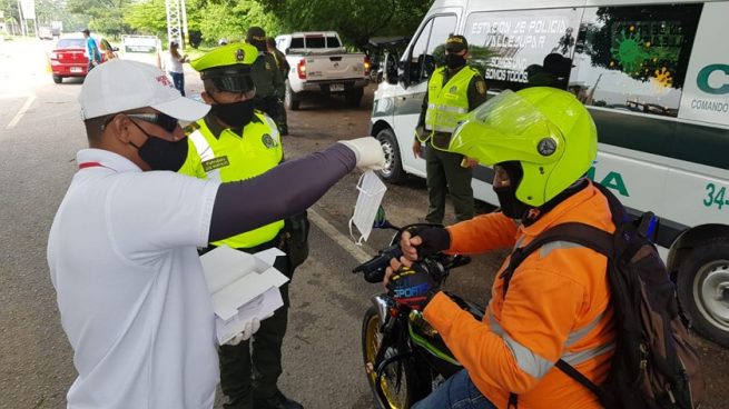 Policía emprende campaña de salubridad en vías del Cesar