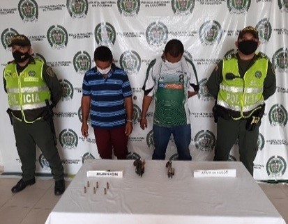 En la vía hacia La Paz (Cesar), capturados con armas de fuego y municiones