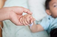 Cómo detectar y prevenir la mielitis flácida aguda que ataca a los niños
