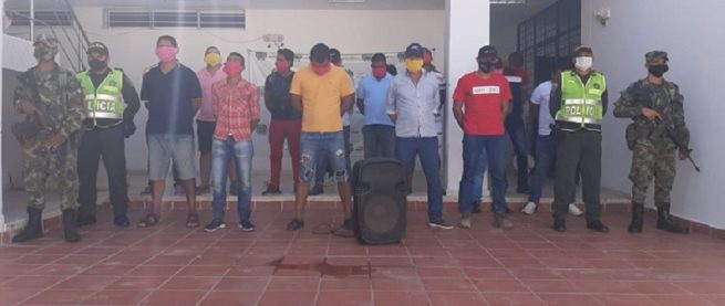 18 personas que violaban medida sanitaria en una gallera en zona rural de Chiriguaná fueron capturadas