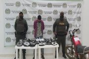 Cayó cuando transportaba permanganato de potasio en una motocicleta
