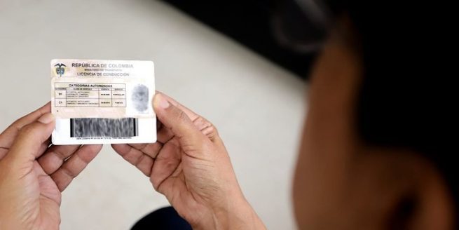 A partir del primero de diciembre, MinTransporte permite modificar el género en el Runt