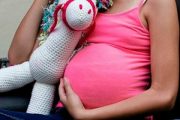 Embarazos adolescentes cuestan a América Latina miles de millones de dólares al año: ONU