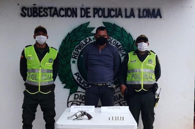 En La Loma, capturado venezolano dentro de una vivienda con arma de fuego
