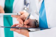 Según Minsalud, van $ 364 mil millones girados como bonificación a trabajadores del sector