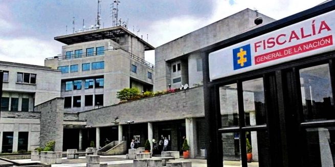 Fiscalía entregó bienes por más de $ 4.900 millones para reparación a víctimas de las autodefensas