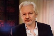 Jueza británica rechaza pedido de extradición de Assange a EE.UU.