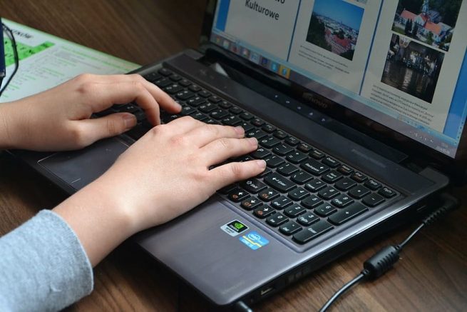 Con 23 mil profesores capacitados en pensamiento computacional, se busca potenciar el talento de los niños y niñas en 2021