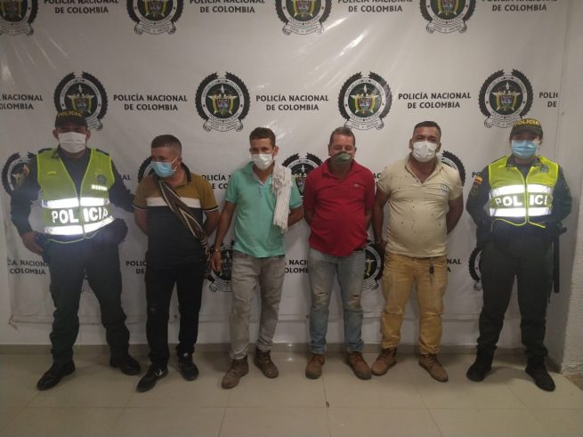 Con ganado hurtado, capturadas cuatro personas en zona rural de Becerril