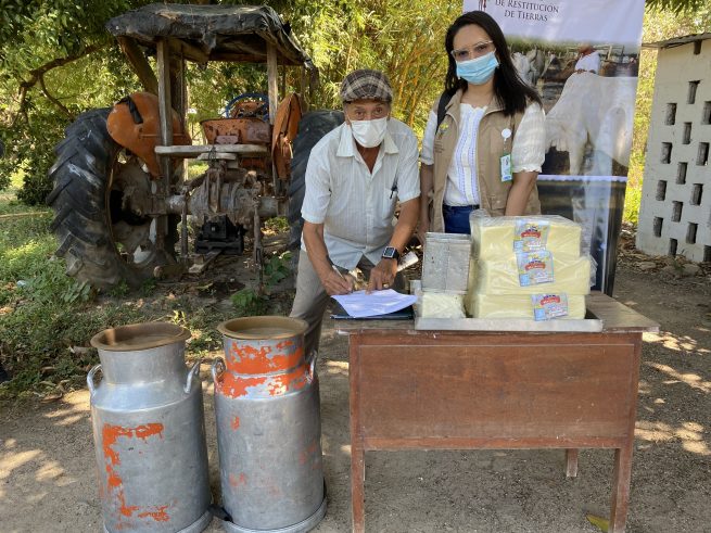 12 familias restituidas en El Copey, Cesar, beneficiadas con acuerdo de comercialización láctea