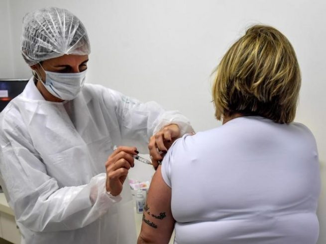 Así será la vacunación de quienes hayan tenido resultado positivo para covid-19