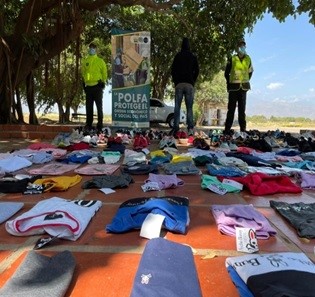 Por vender zapatos y ropa de marca falsificadas capturada una persona en Valledupar