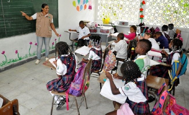 MinEducación y el Icetex invitan a secretarías de Educación a la convocatoria para fortalecer los Fondos de Formación de Educadores