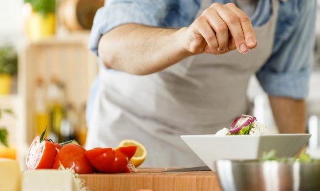 Hábitos y alimentos para controlar la hipertensión