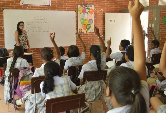 Hasta el 14 de marzo se amplía la Convocatoria de investigación para maestros de Colombia’