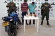 Capturados cuando se movilizaban en una motocicleta con caleta de cocaína