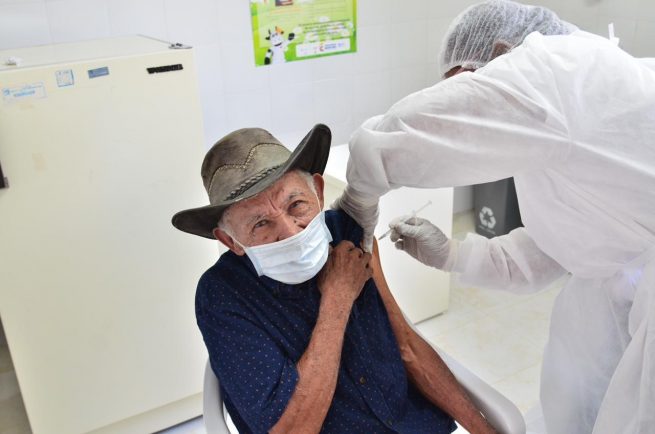 Se inició vacunación a adultos mayores de corregimientos de Valledupar contra la covid-19