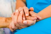Docente de Areandina lidera investigación sobre afectaciones psicológicas en cuidadores de pacientes oncológicos