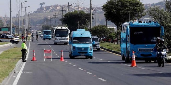 Buscan amparar vehículos de servicio público durante las manifestaciones