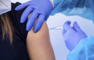 Pacientes con diabetes son vacunados en etapa 3 en Colombia