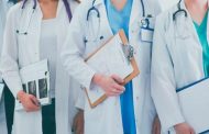 Llamado a beneficiarios de Becas Crédito Médicos a solicitar condonación