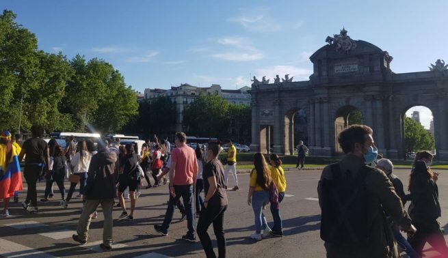Colombianos y ecuatorianos, de los que más se nacionalizaron españoles