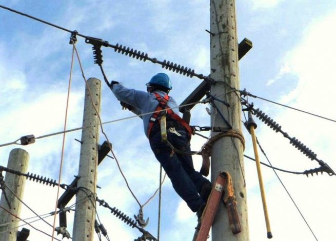 Defensoría recibe quejas de usuarios por mala prestación del servicio de energía eléctrica en la Costa Caribe
