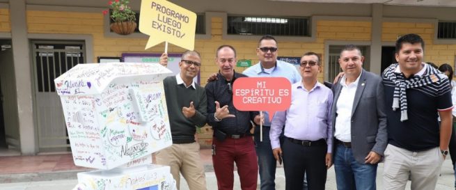 Colombia preparará a 2.192 docentes en nivel avanzado de programación para niños y niñas