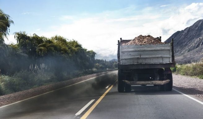 En marcha la estrategia Transporte Sin Humo, para reportar los ‘vehículos chimenea’