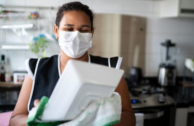 Trabajadores domésticos podrán certificar sus competencias en el Sena