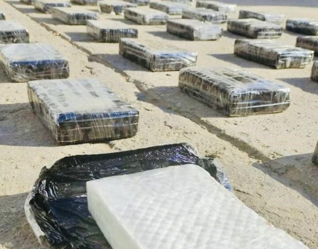 En Maicao, La Guajira, Ejército incautó 80 paquetes de clorhidrato de cocaína