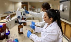 Ideam renueva la acreditación del laboratorio ambiental de Corpoguajira