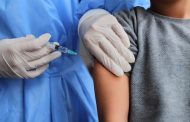 La meta mínima es aplicar 300.000 dosis al día, dice Minsalud