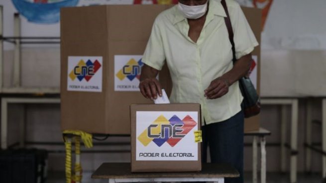 Chavismo y oposición echan el cierre a la campaña apurando el llamado al voto