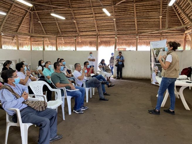 Población indígena asistió a jornada de socialización de restitución en Pueblo Bello, Cesar