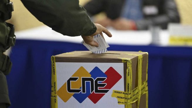 El Supremo de Venezuela ordena repetir los comicios regionales en el estado de Chávez