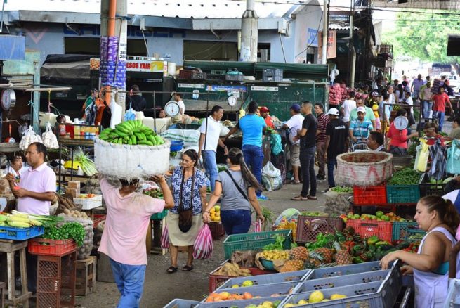 Alza de precios de la canasta familiar, la preocupación de los vallenatos que fue analizada en mesa de trabajo