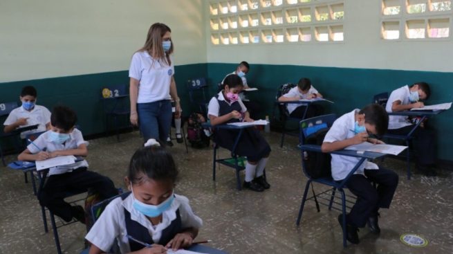 Se mantiene clase presencial en el municipio de Valledupar, afirma Secretario de Educación Municipal