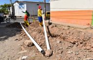 Después de años de sufrir por el agua, en el barrio El Carmen se soluciona esta problemática