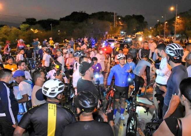 Ciclistas protestan en el puente de Hurtado para pedir seguridad en la vía