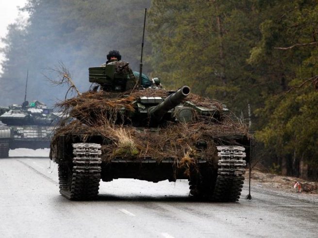 Rusia acusa a Ucrania de atacar Donetsk con misiles; Ucrania lo niega