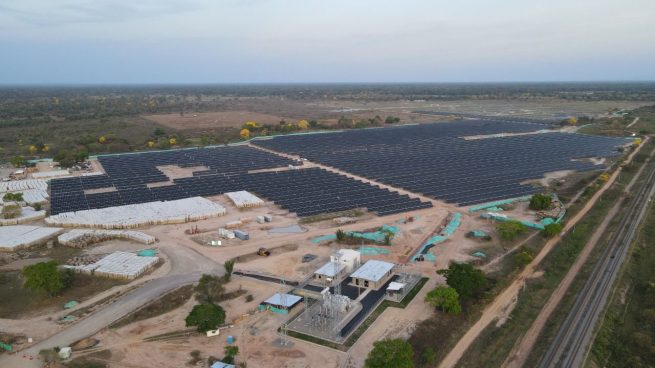 Parque solar La Loma entrega el primer kilovatio hora de energía e inicia su etapa de pruebas