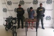 Se hurtó una motocicleta y fue capturado; tenía un arma de fuego